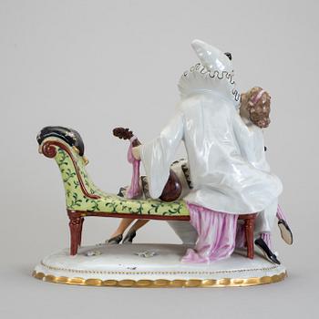 FIGURIN, porslin, Wallendorf-liknande märke, omkring sekelskiftet 1900.