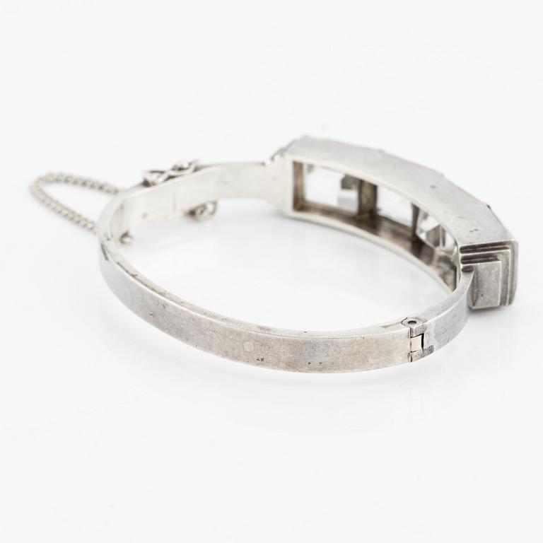 Wiwen Nilsson, bangle, silver with rock crystal,