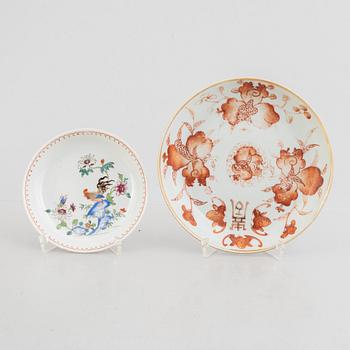 A Chinese famille rose porcelain sauce boat and five dishes, Qing dynasty, 18th and 19th century.