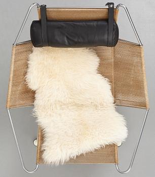 HANS J WEGNER, fåtölj, "Flag Halyard/Snørestolen" modell "GE 225" för Getama, Danmark.