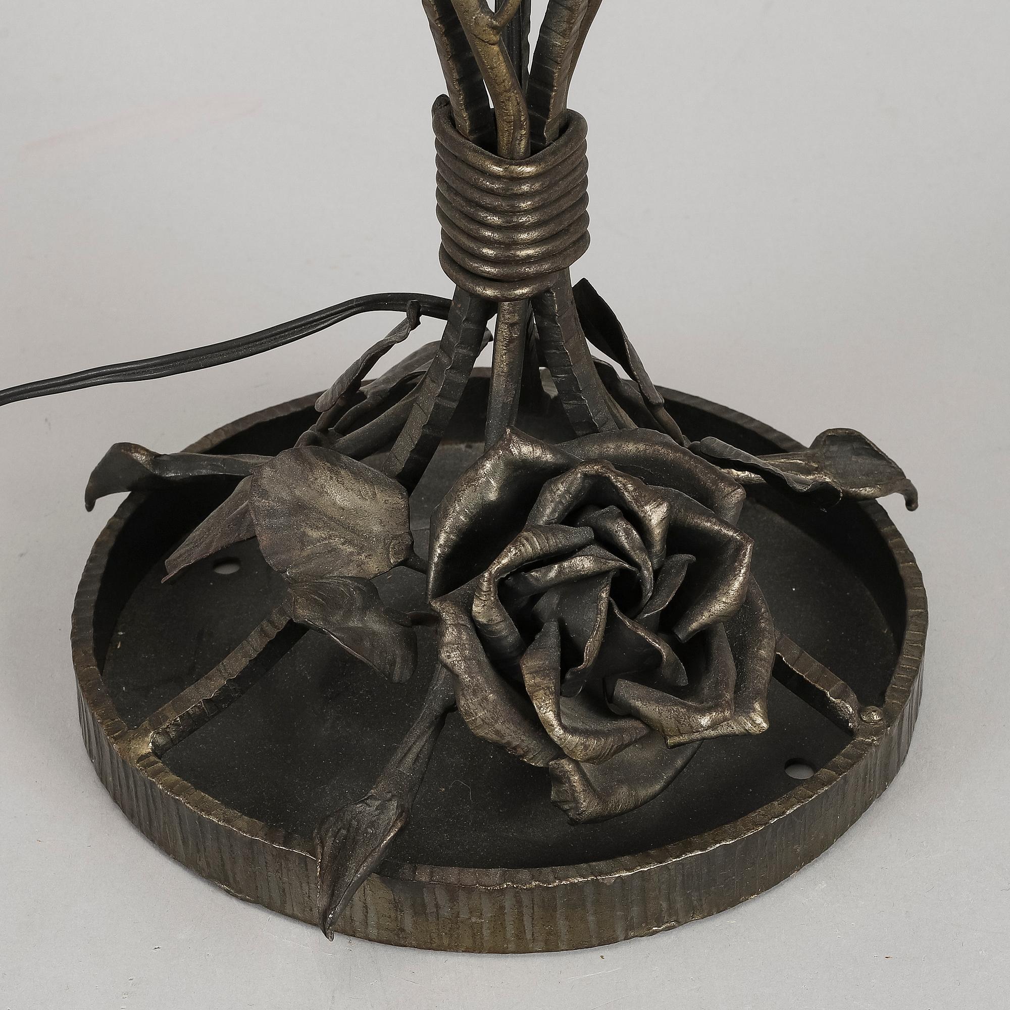 A table lamp, second half of the 20th century.