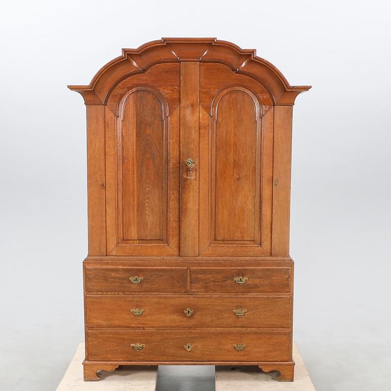 Skåp rokoko 1700-talets mitt.