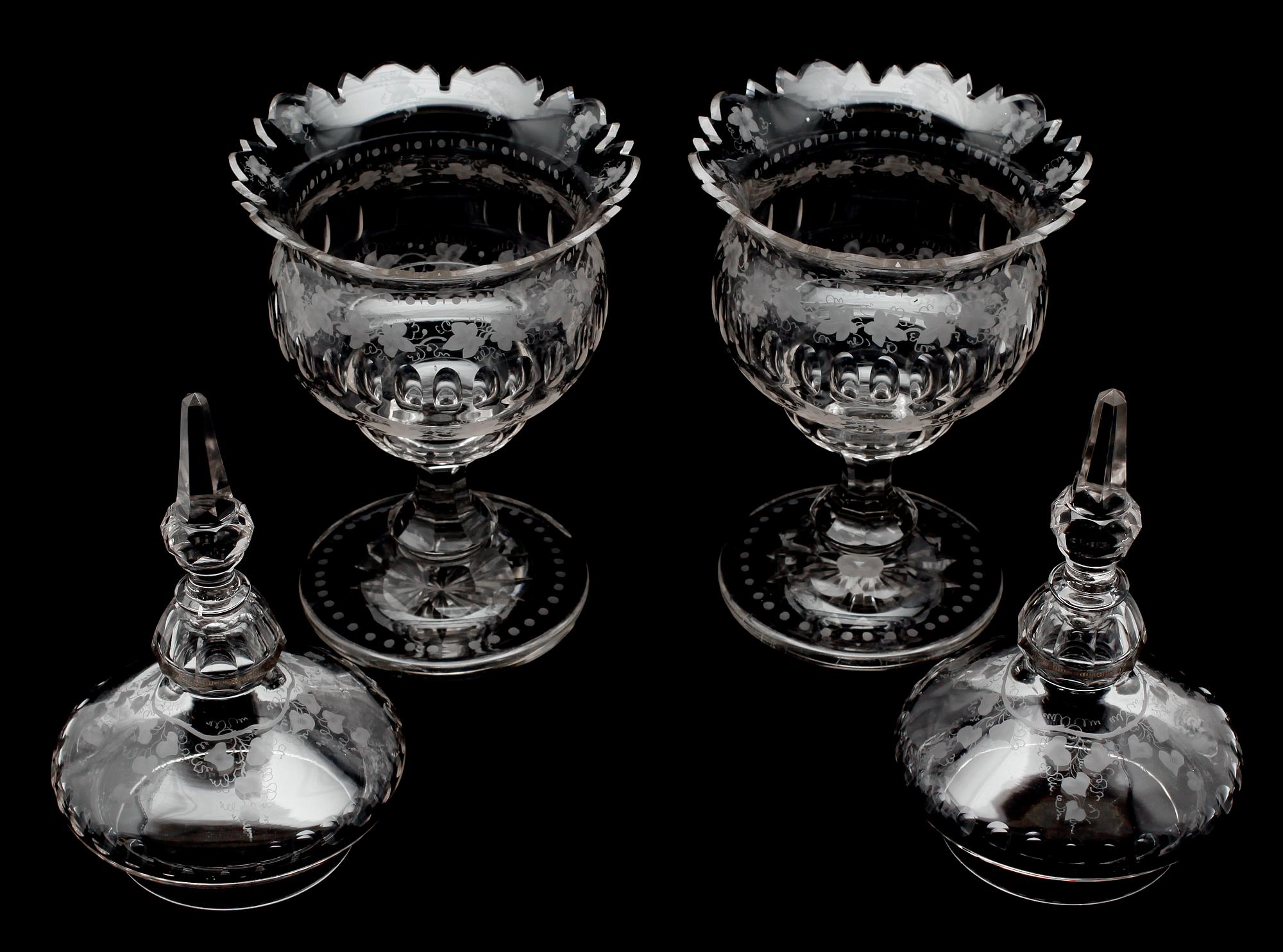 LOCKURNOR, 1 par, glas, 1800-talets andra hälft.
