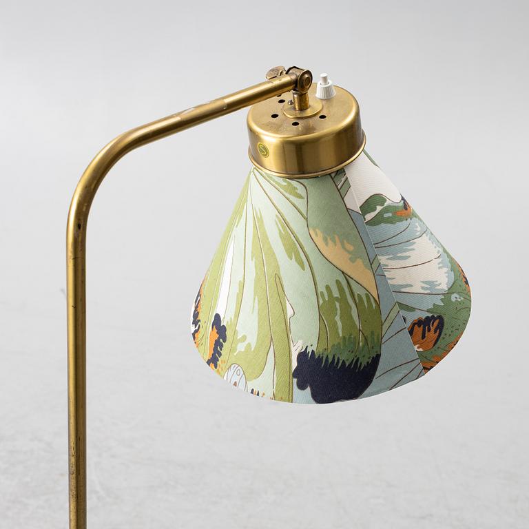 Josef Frank, golvlampa, modell G 1842, Firma Svenskt Tenn.