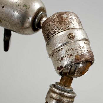 VÄGGLAMPA / INDUSTRILAMPA, "Triplex", Johan-Petter Johansson, 1900-talets mitt.