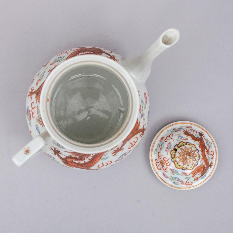 TESERVIS, 5 delar, porslin, sekelskiftet 1800/1900.