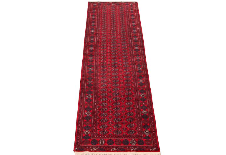 Gallerimatta, Afghan, ca 390 x 83 cm.