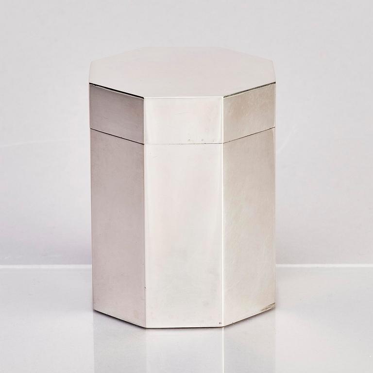 Anshelm B. Bergengren, box with lid, silver, Lund 1940.