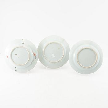 Plates 8 pcs China 17th-18th century porcelain (flat and deep).
