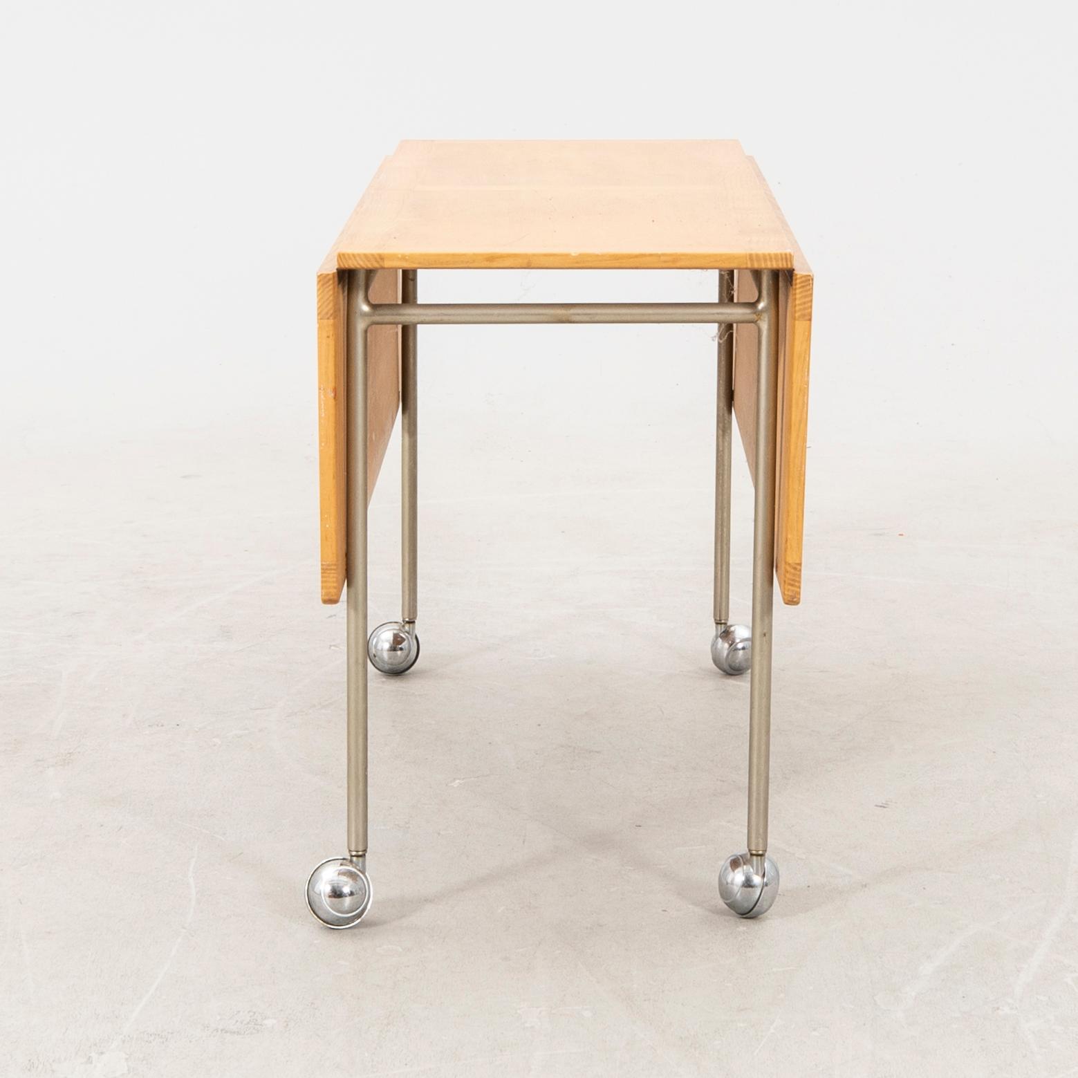 Bruno Mathsson, folding table / rolling table, "Berit", Bruno Mathsson International, Värnamo.