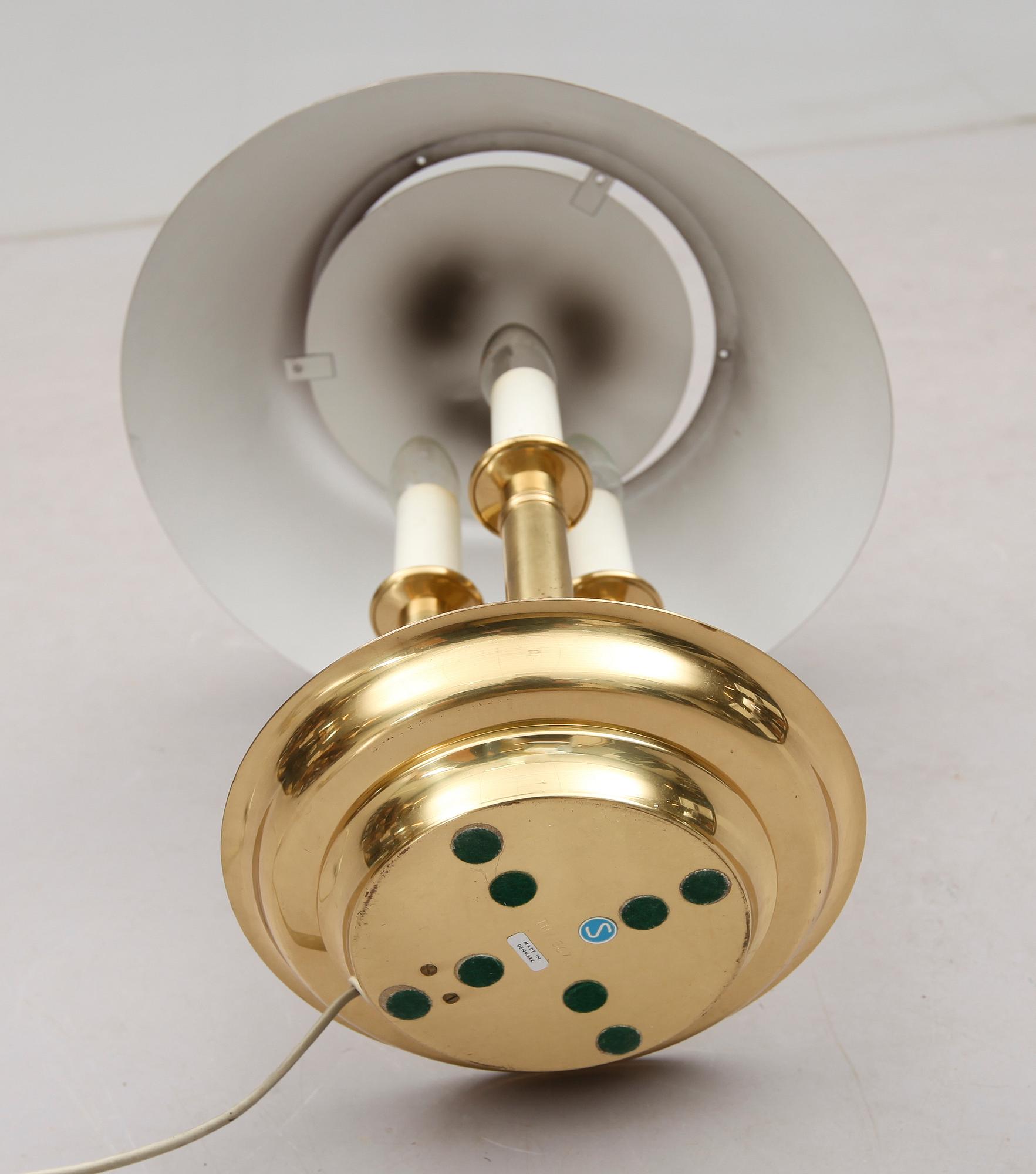 BORDSLAMPA, mässing, 1900-talets andra hälft.