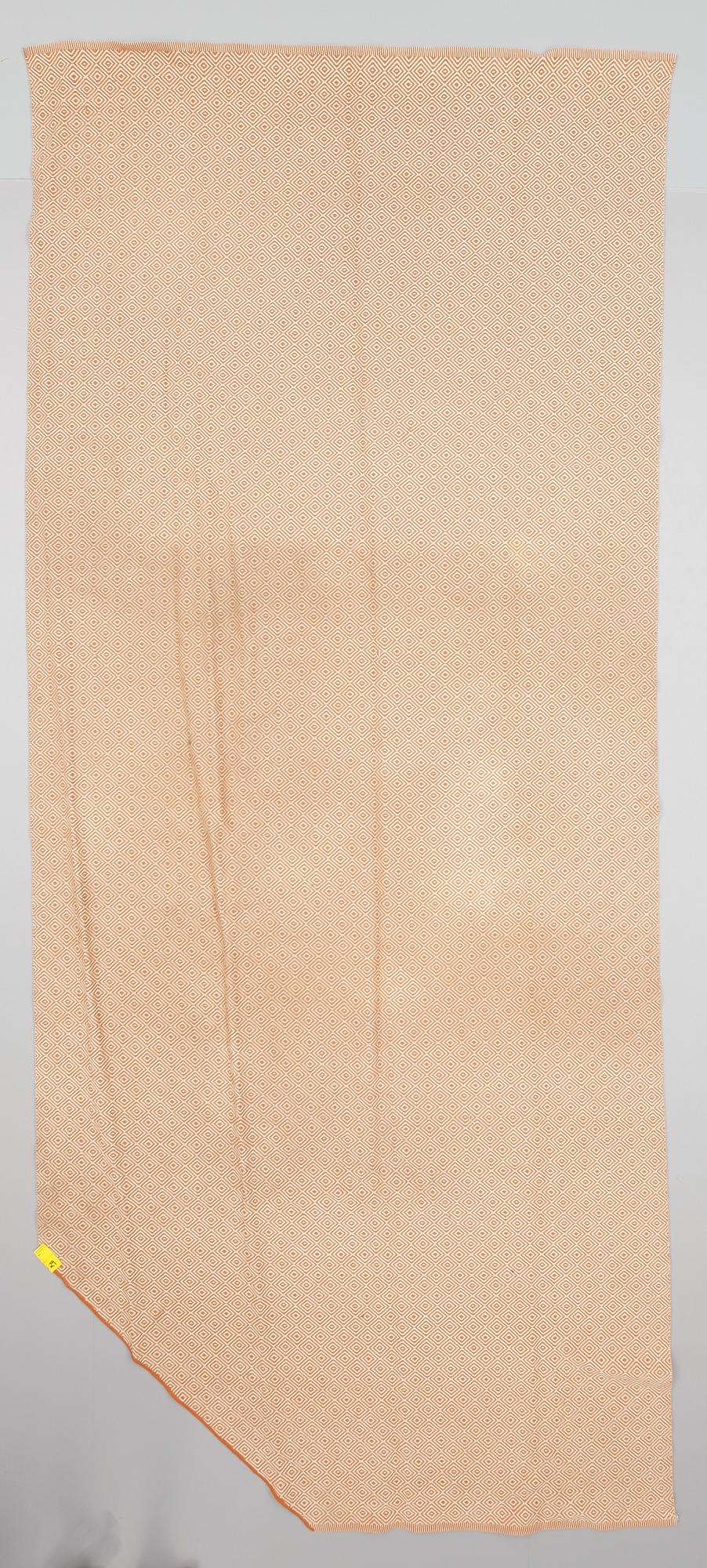 MATTA, vävd. Sent 1900-tal. 530 x 225 cm.