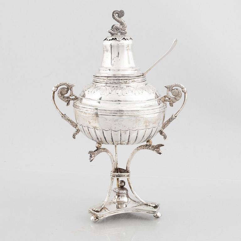 A Swedish Empire silver sugar bowl with sugar spoon, mark of Carl Lindström, Borås 1842.