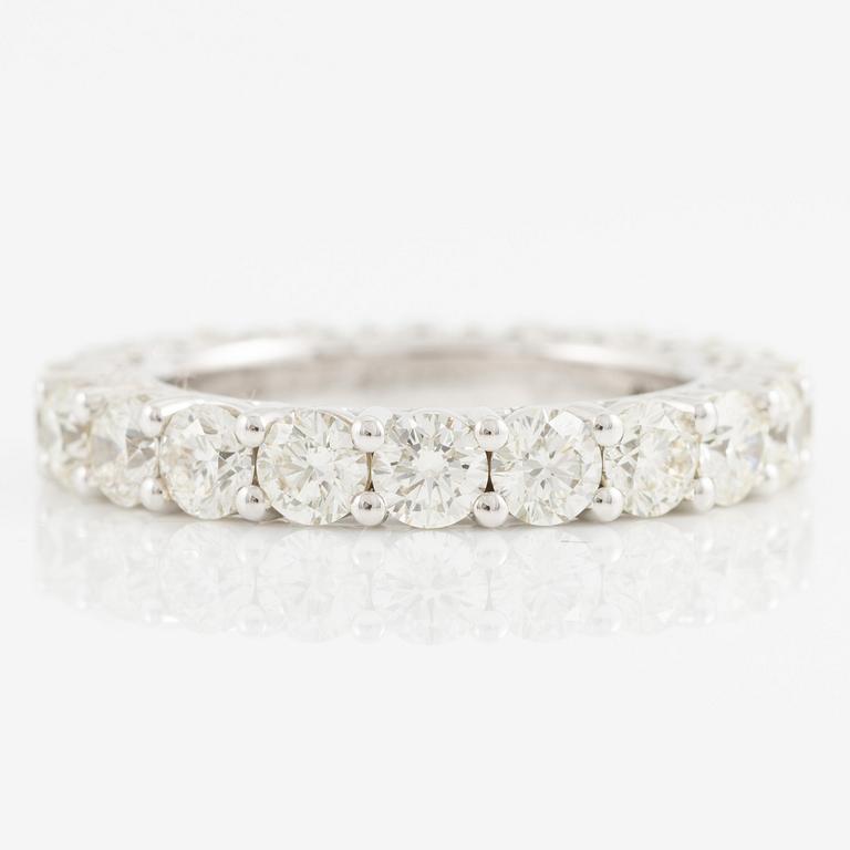 Ring, full eternity, 18K white gold set with brilliant-cut diamonds.