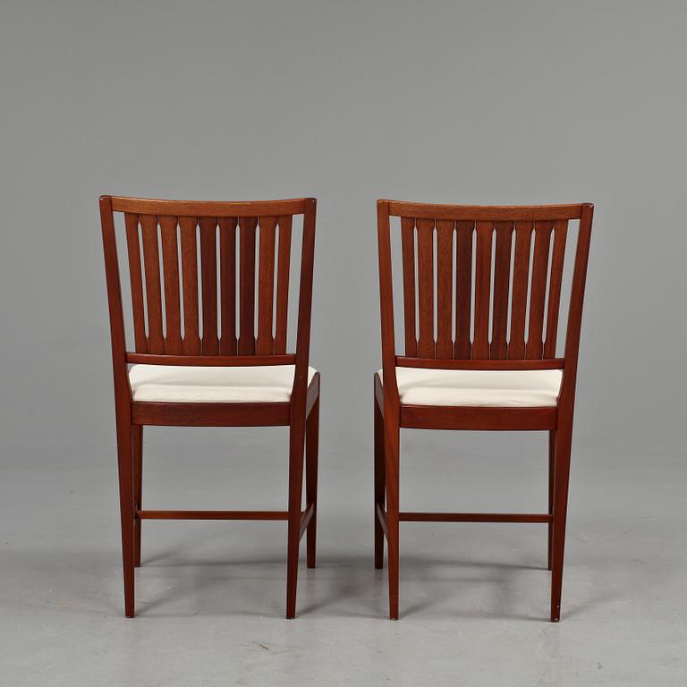 STOLAR, ett par, "Ulrika", Carl Malmsten, 1962.