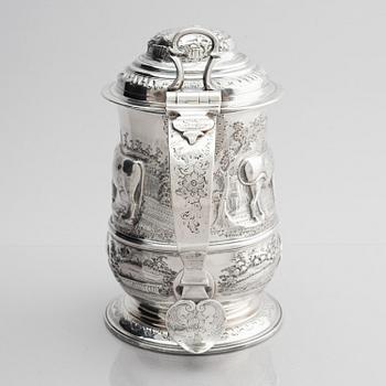 Humphrey Payne, dryckeskanna, silver, London 1748.