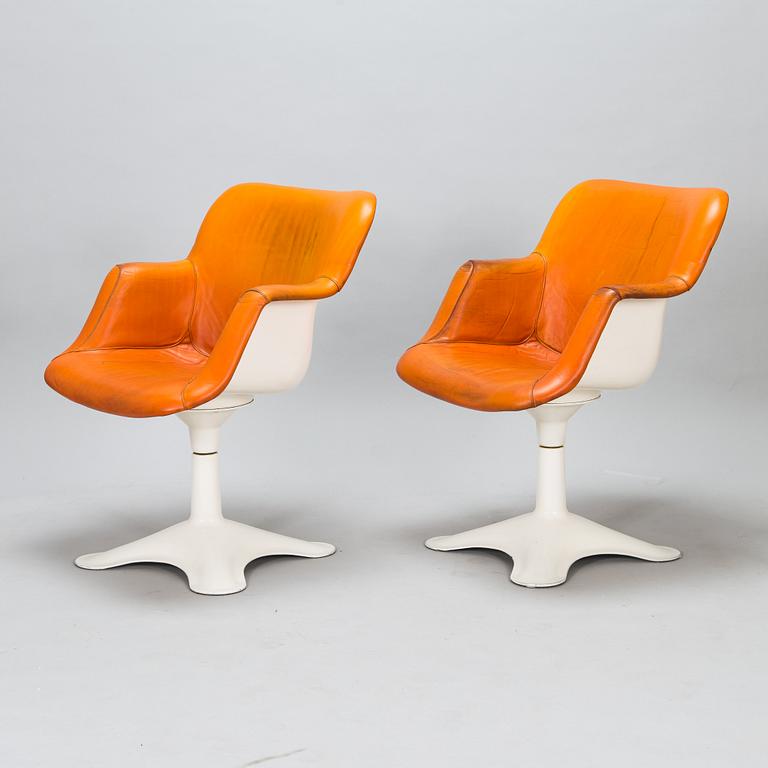 Yrjö Kukkapuro, A 1970's seven-piece furniture suite for Haimi, Finland.