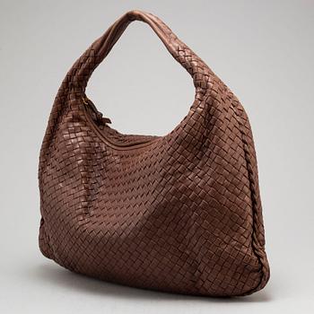 BOTTEGA VENETA, a 'Veneta' bag.