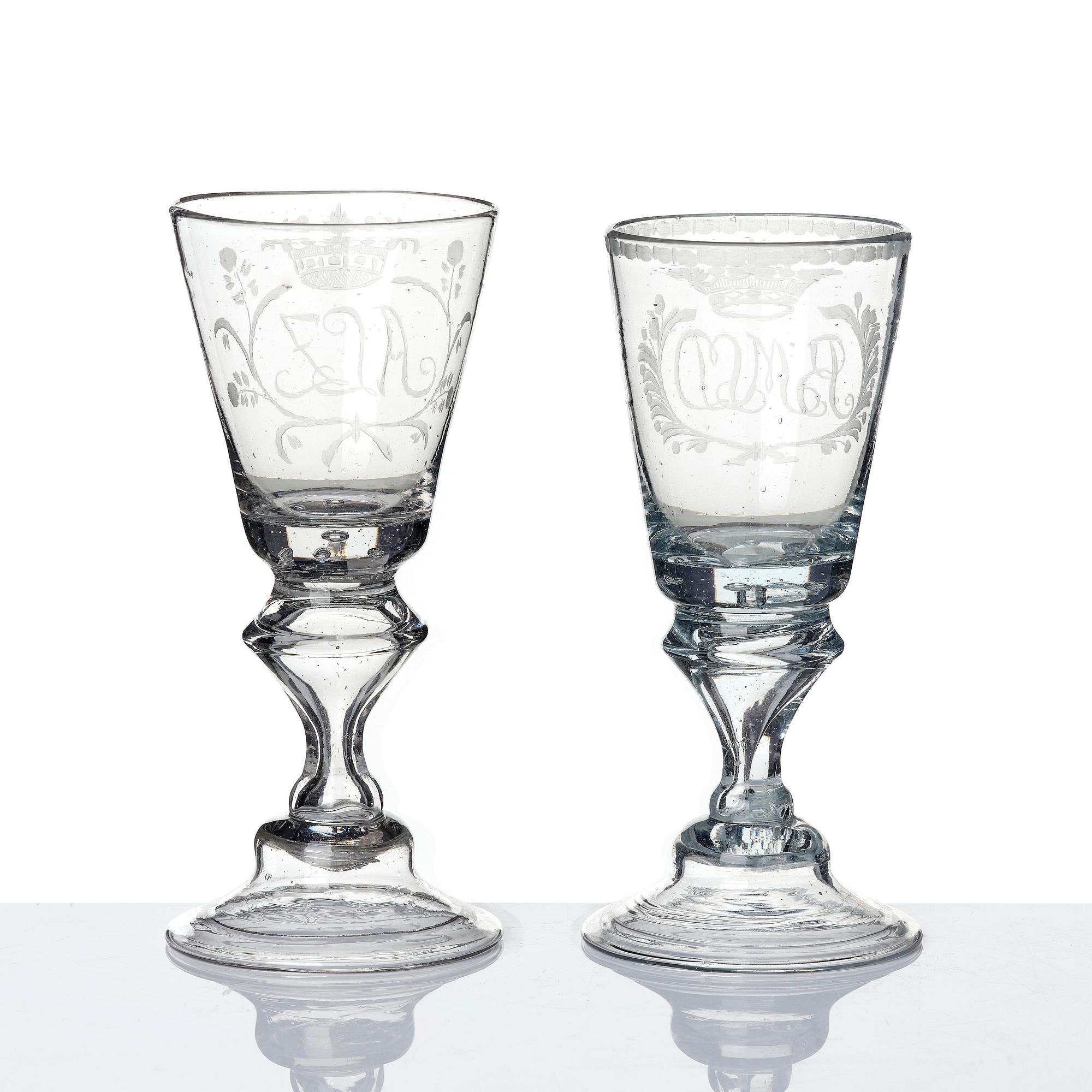 Glas, två stycken, 1700-tal.