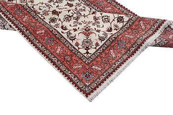 A rug, Tabriz, part silk, 50 raj, ca 207 x 152 cm.