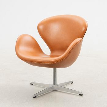 Arne Jacobsen, Fåtölj, "Svanen", Fritz Hansen, Danmark.