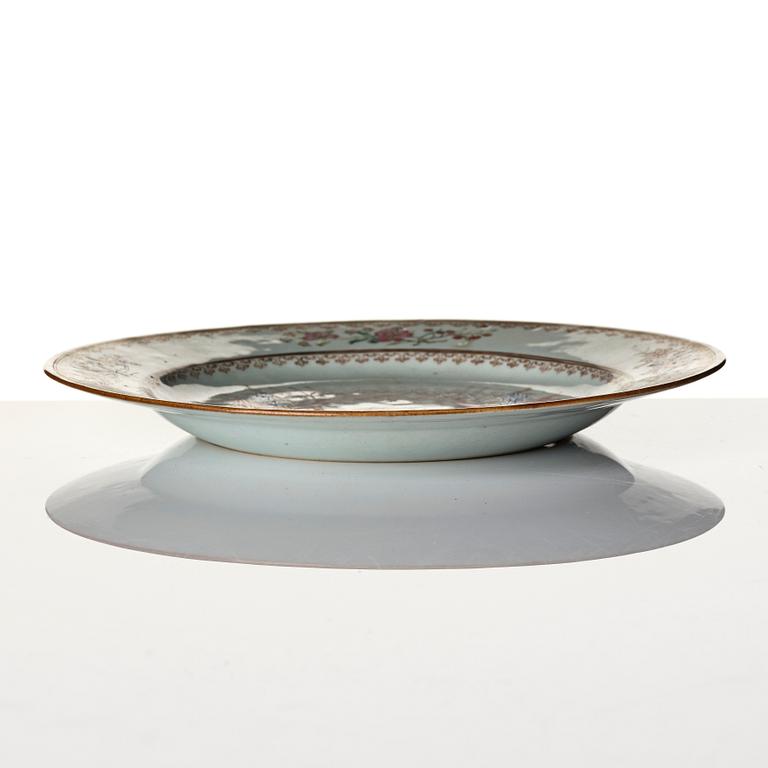 Tallrik, porslin. Qingdynastin, 1700-tal.