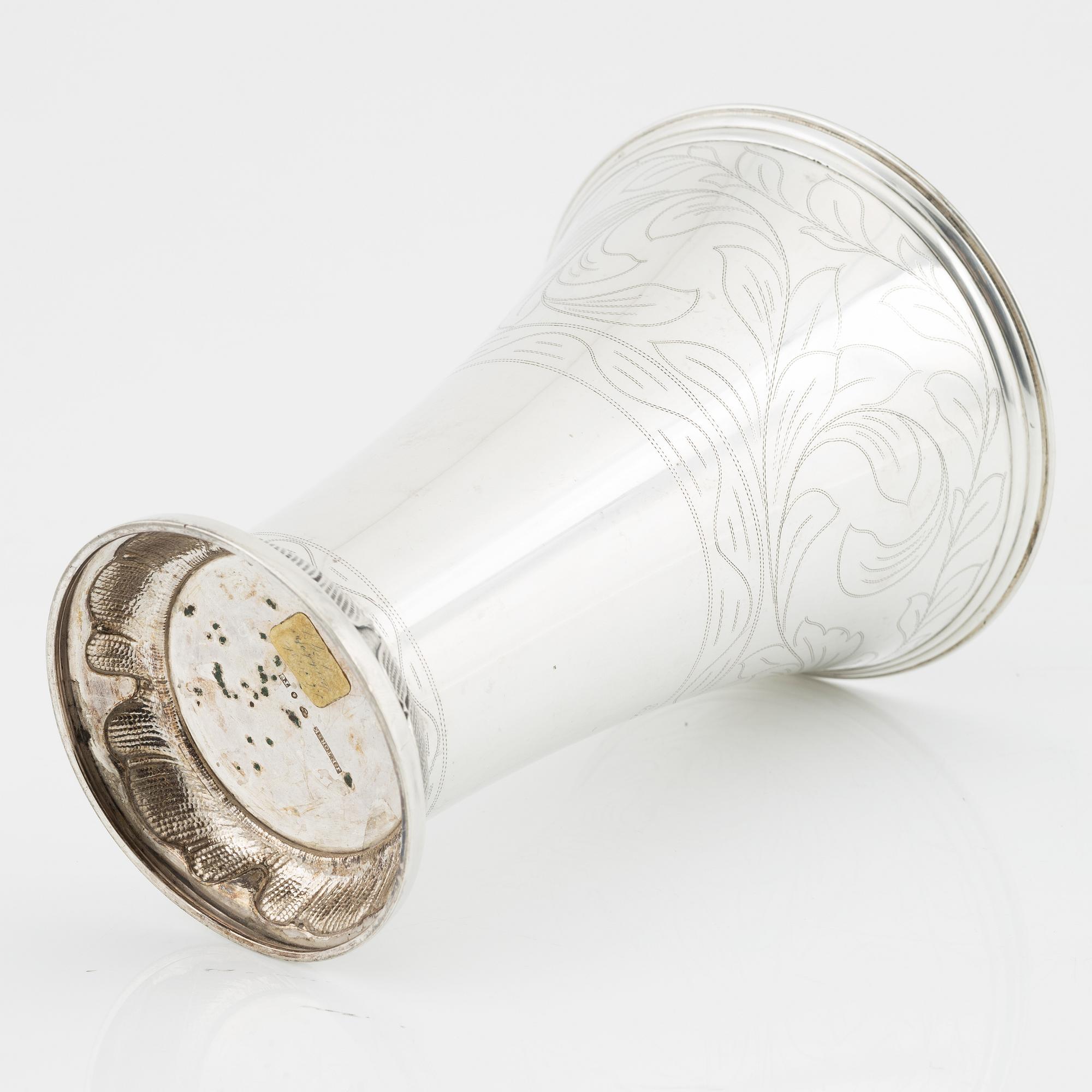 A silver beaker, Jakob Engelberth Torsk, Stockholm, 1897.