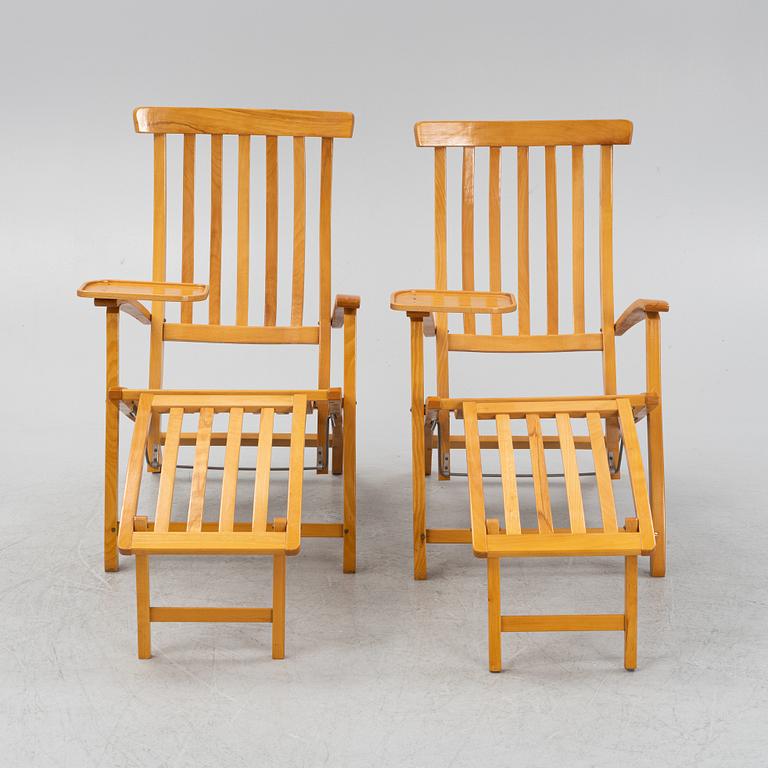 Two beech lounge chairs, Brogrens/Stockamöllan, later part of the 20th Century.