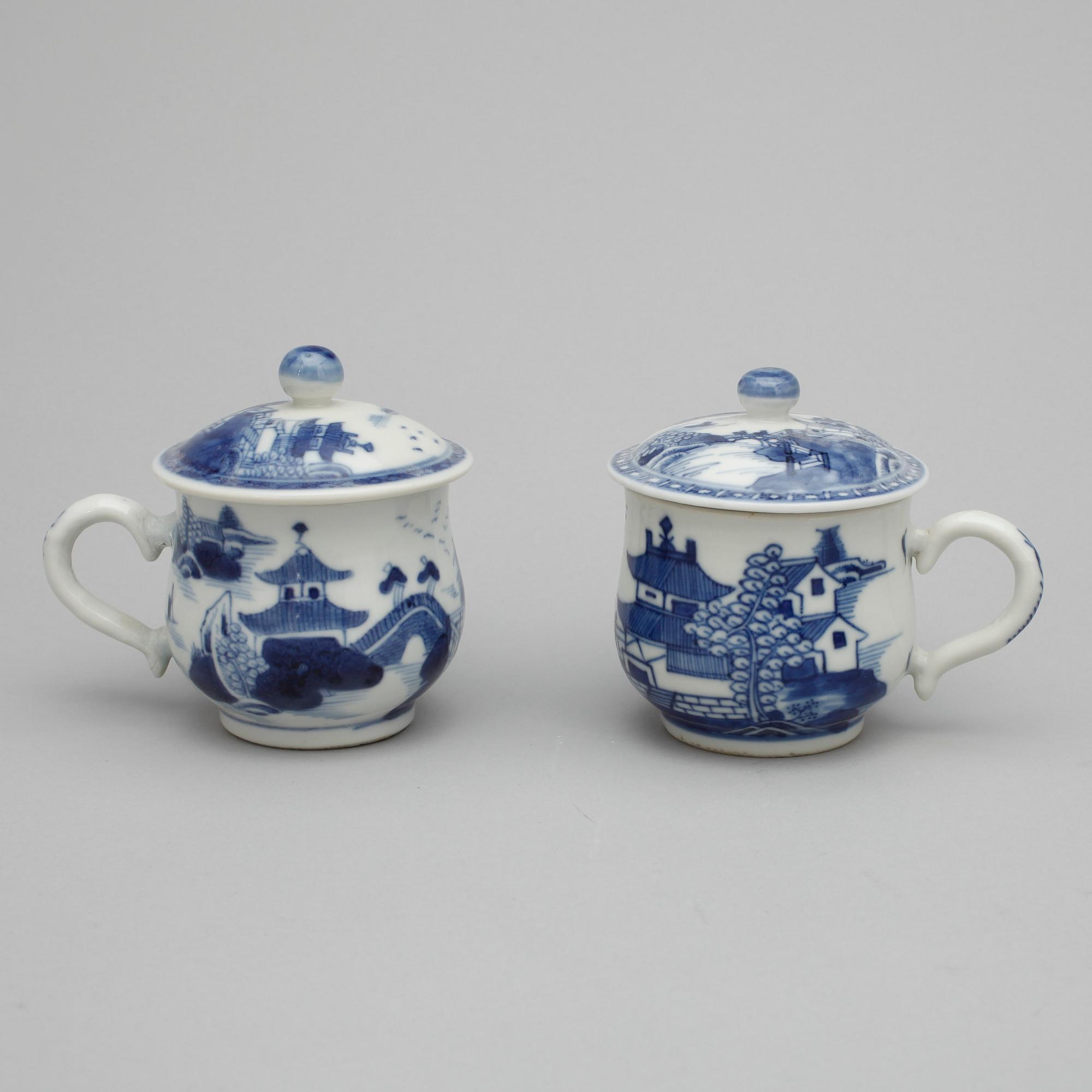 CREMEKOPPAR, 6 st, porslin, Kina, Jiaqing, 1800-tal.