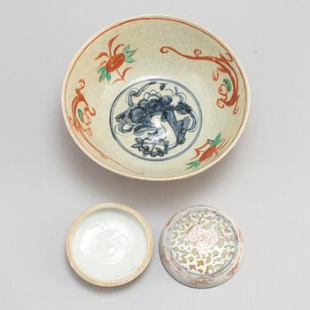 A ceramic bowl, and a jar with cover, Ming dynasty, 17th century.