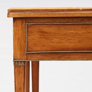 SPELBORD, sengustavianskt, 1700-talets slut.