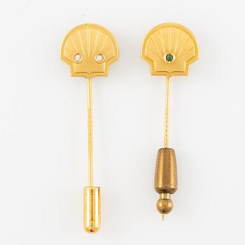 Tie pins, Sporrong, a pair of 18K gold with diamonds and green stone.