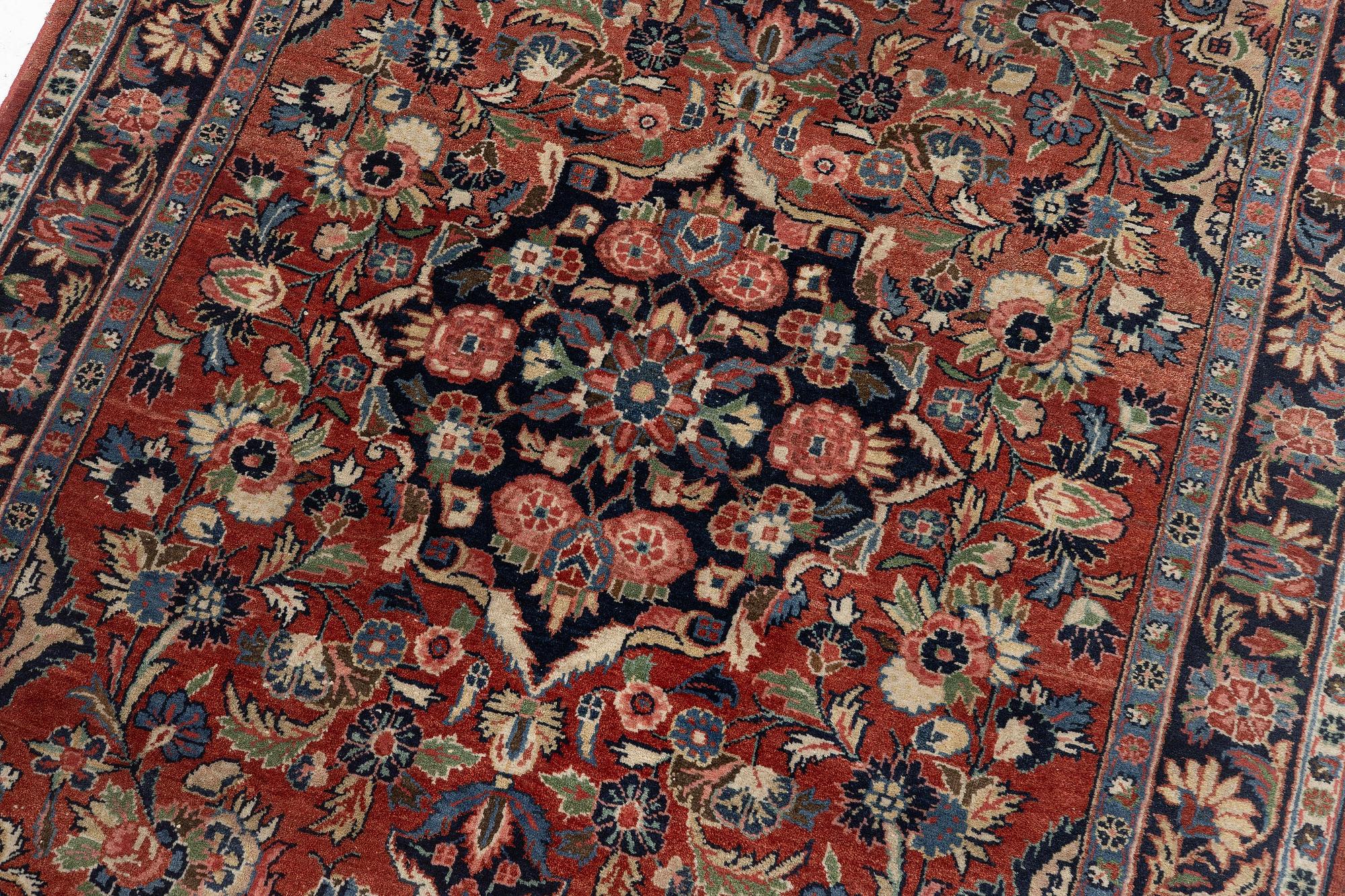 Matta, semiantik Sarouk, ca 200 x 145 cm.