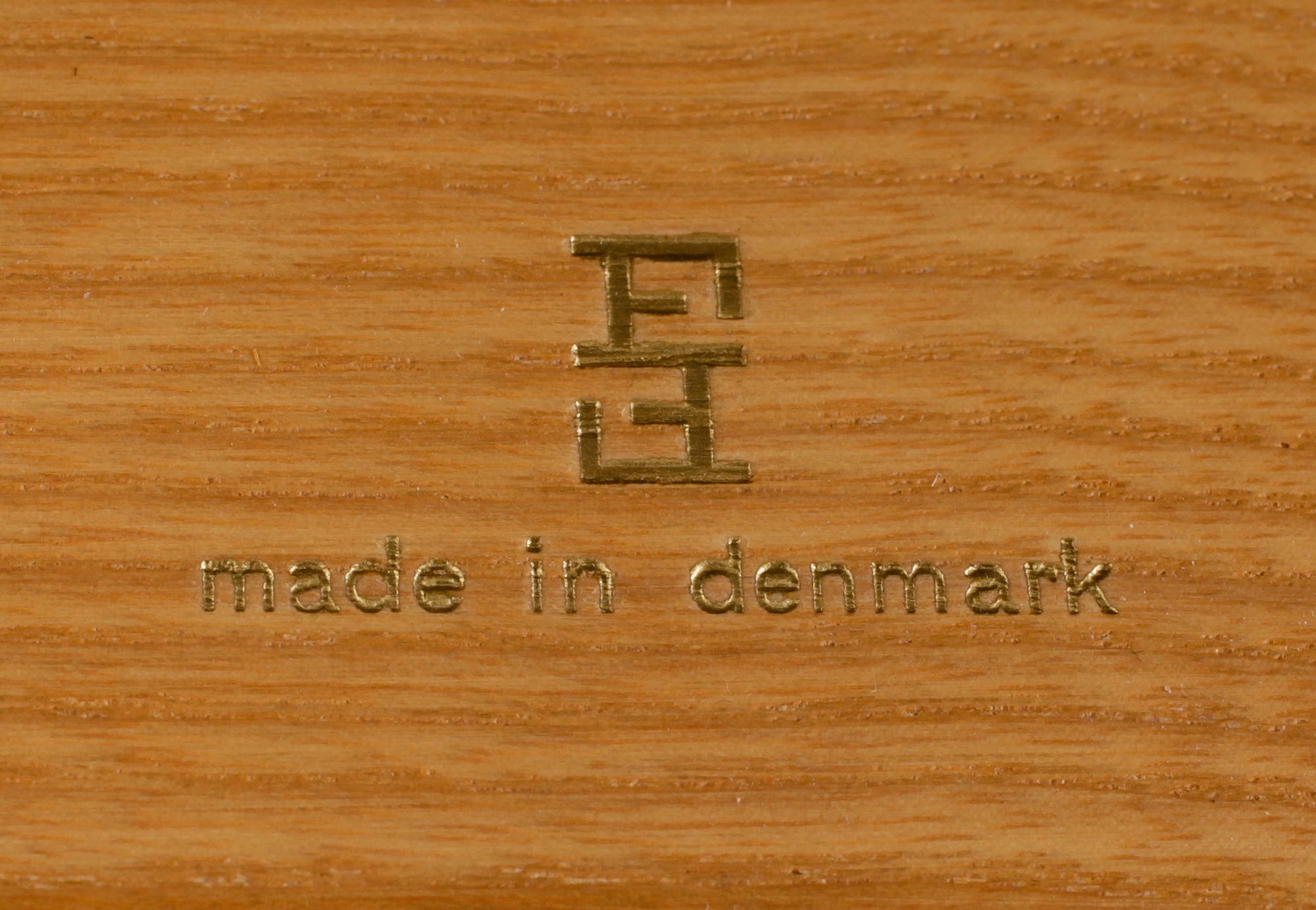 FÅTÖLJ samt PALL, France & Daverkosen, Danmark, 1900-talets andra hälft.