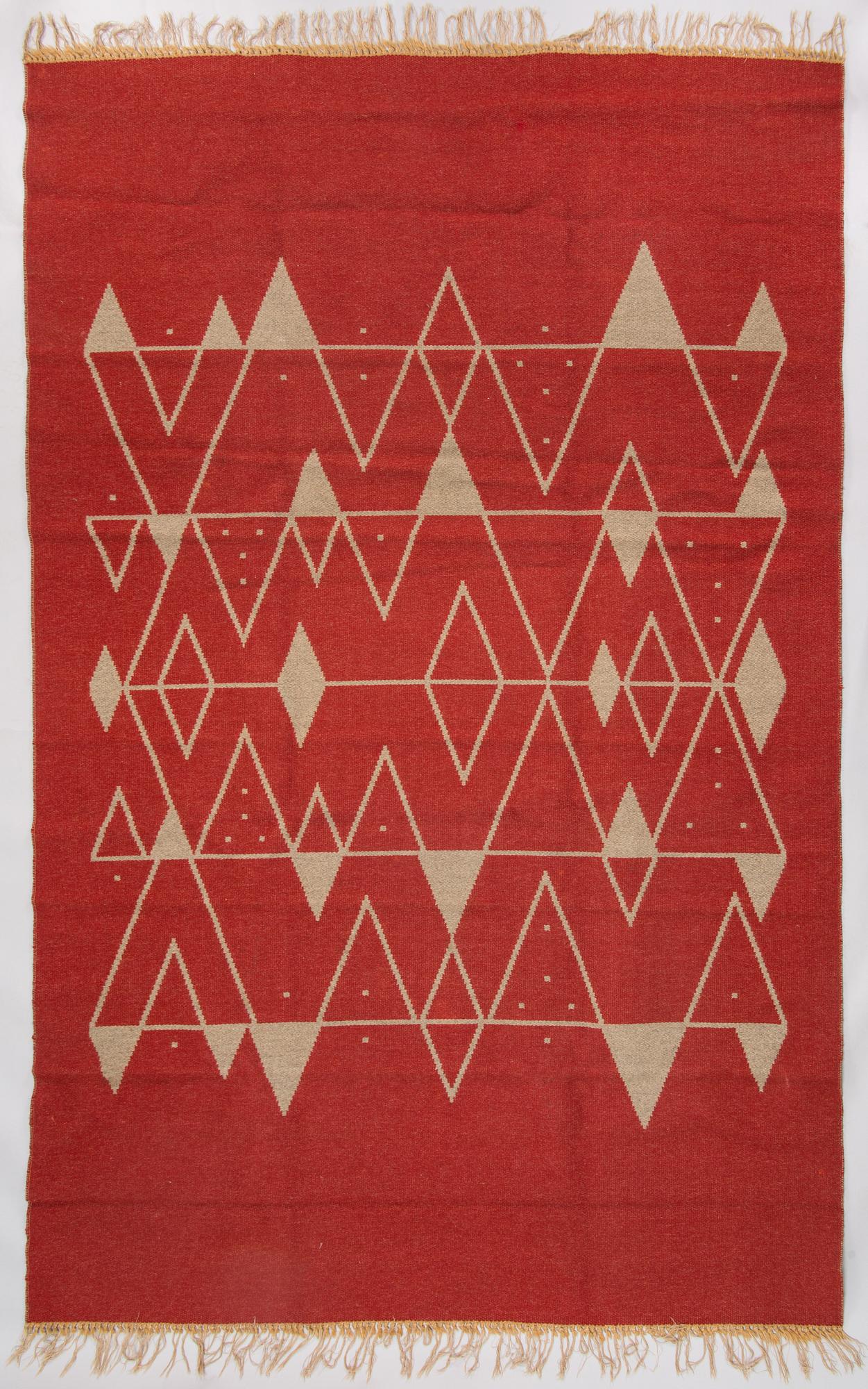 Carpet, lAappo Härkönen, Mattokutomo Oy, Vaasa, 1960s. Ca 245 x 190 cm.