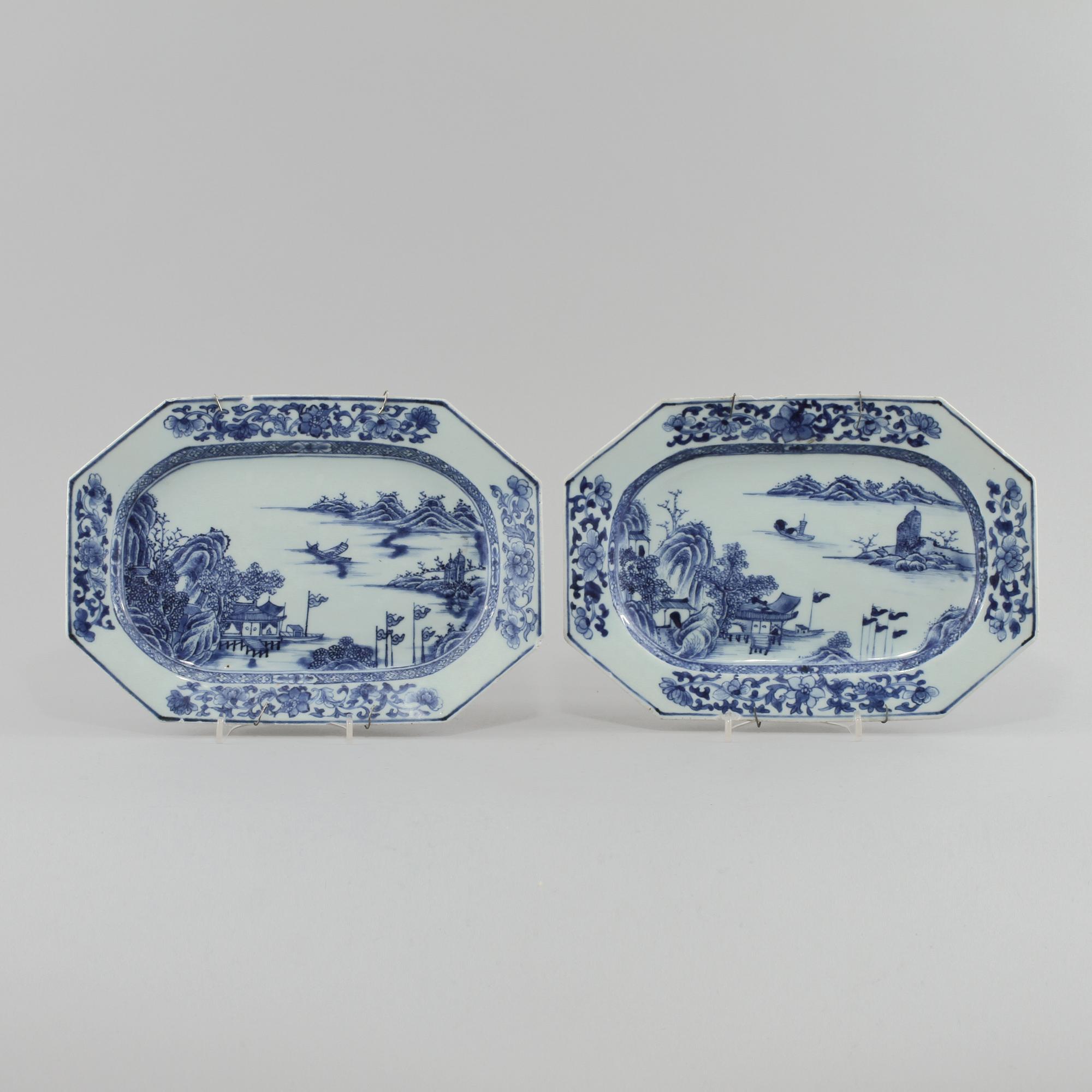 STEKFAT, ett par, porslin, Kina, 1700-tal.