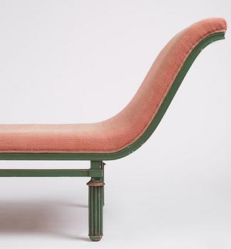 Swedish Grace, a lacquered daybed, 1920-30s.