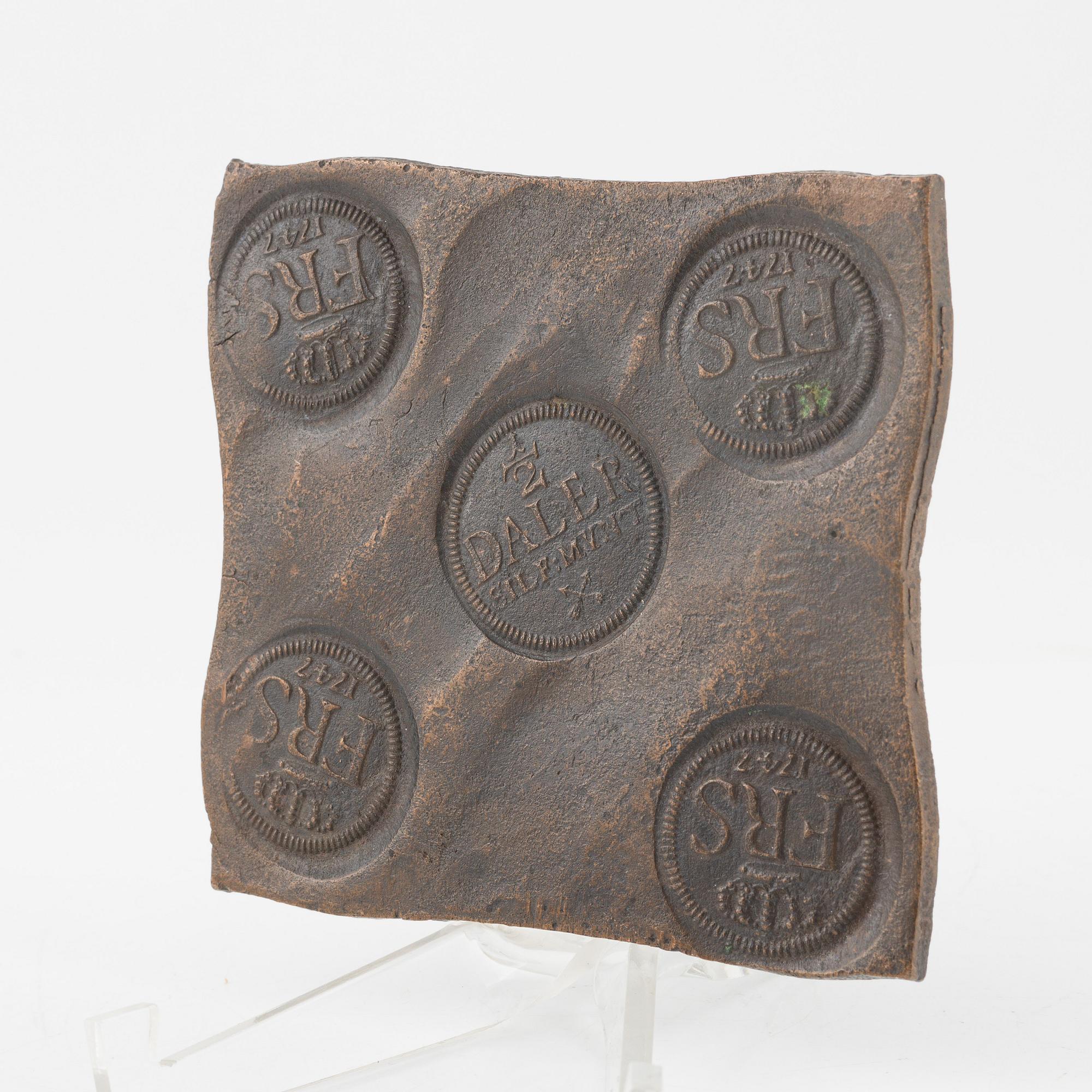 Plåtmynt, Fredrik I, 1/2 daler silvermynt, 1747.