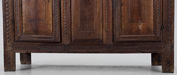 SKÅP, renässansstil, bär dat 1751.