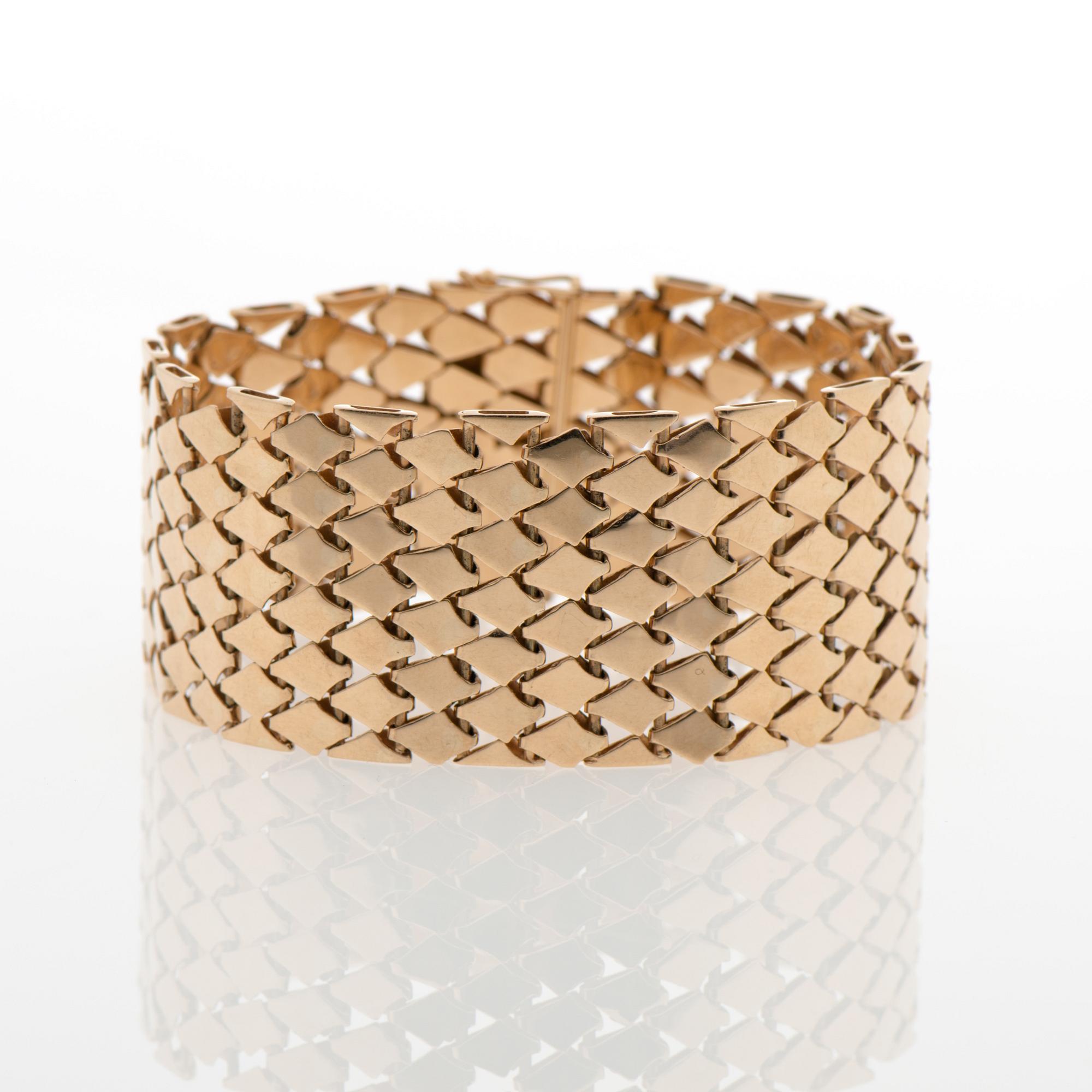 A BRACELET, 14K gold. Westerback, Helsinki Finland 1962.