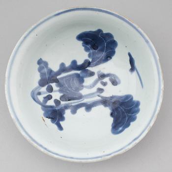 SKÅL, porslin, Kina, sannolikt Wan Li (1573-1619).