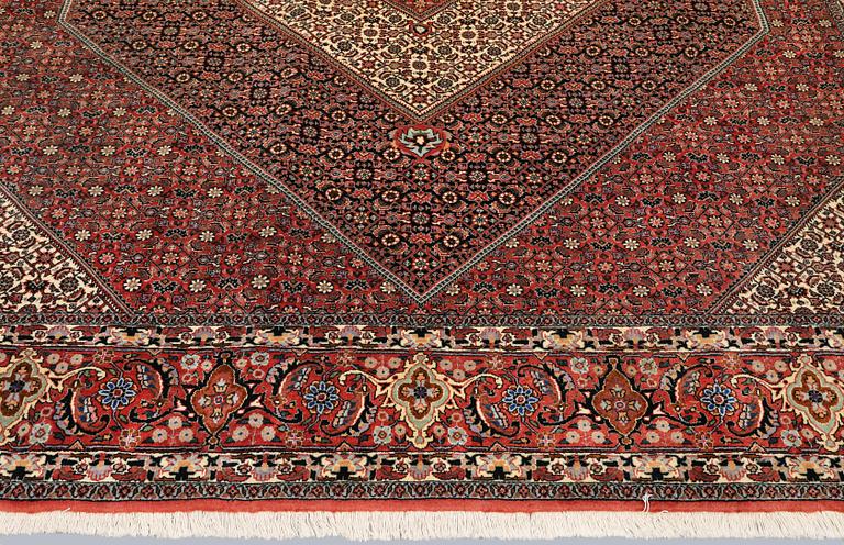 A Bidjar carpet, so-called Tekab, approx. 303 x 251 cm.
