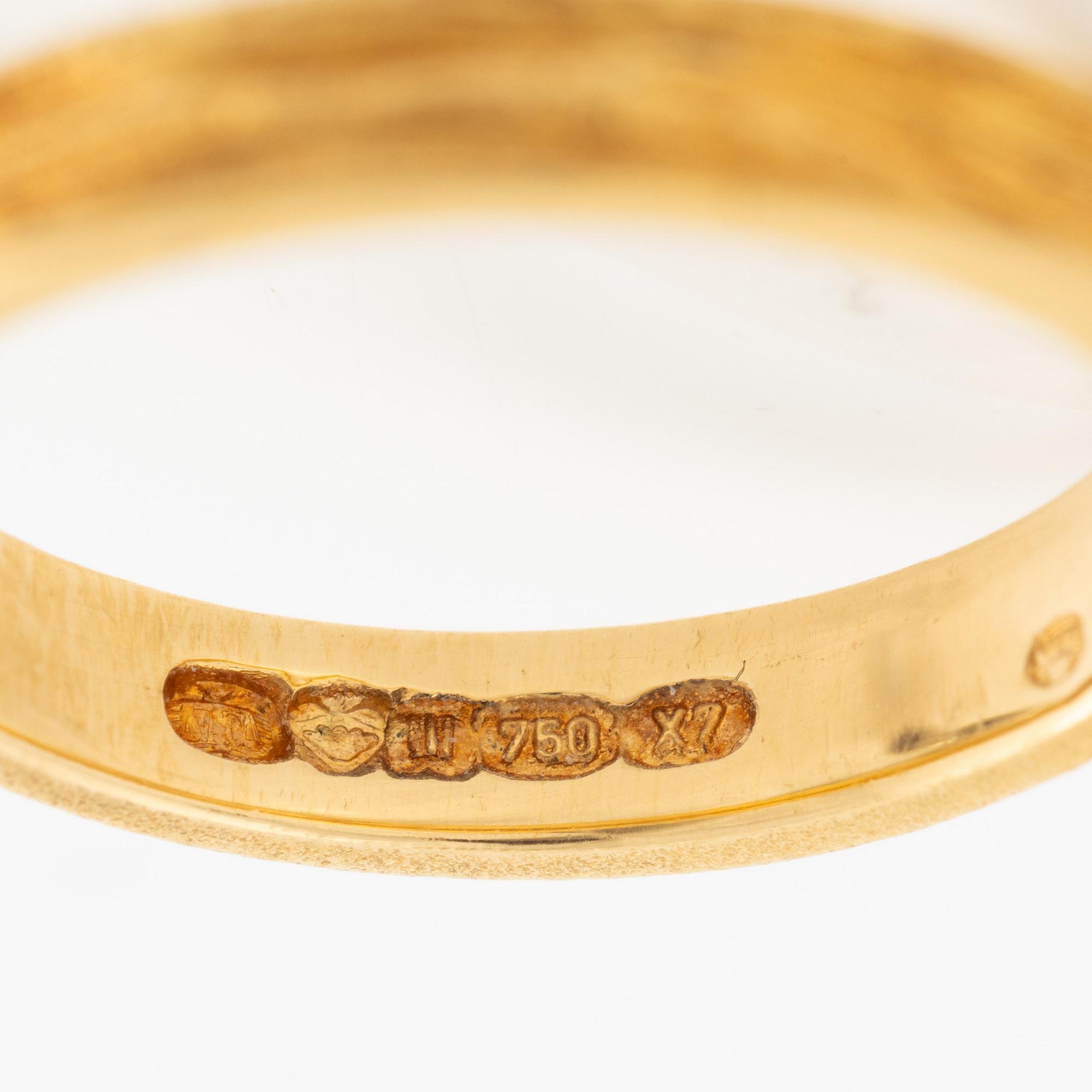 Björn Weckström, ring, 18K guld med tre runda briljantslipade diamanter, Finland 1975. För Lapponia.