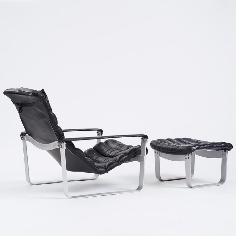 Ilmari Lappalainen, "Pulkka", 2 easy chairs and one ottoman, Asko 1960s.