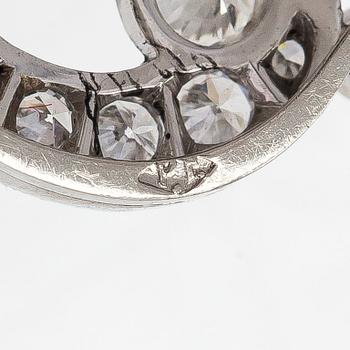 A.Tillander, brosch, platina, briljantslipade dimanter tot ca 2.11 ct och odlad pärla.