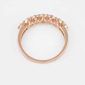 RING, med briljantslipade diamanter 0.573 ct.