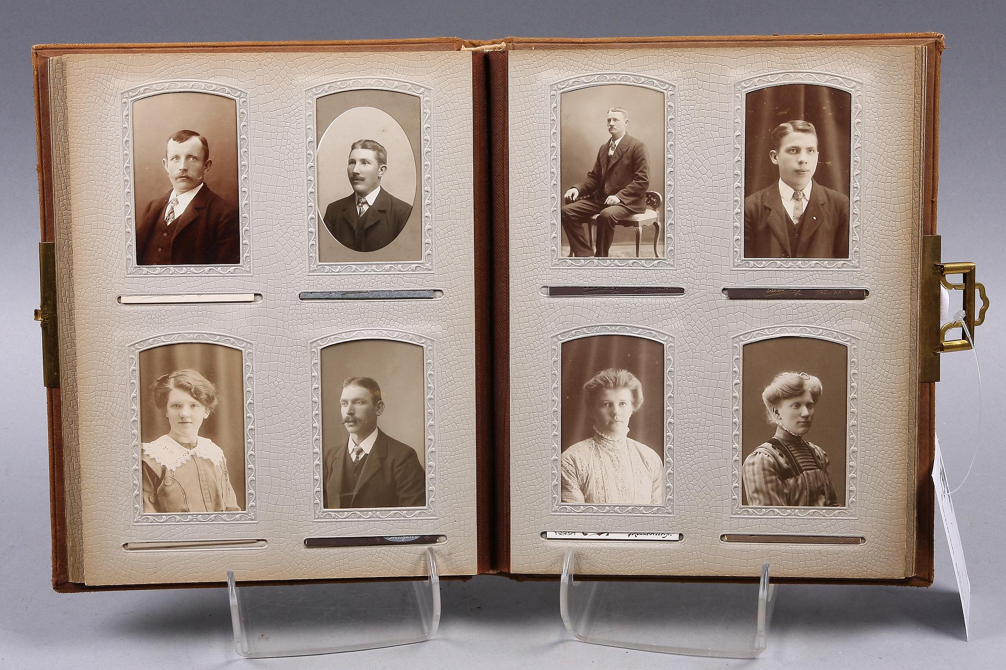 FOTOALBUM. Sekelskiftet 1800-1900.