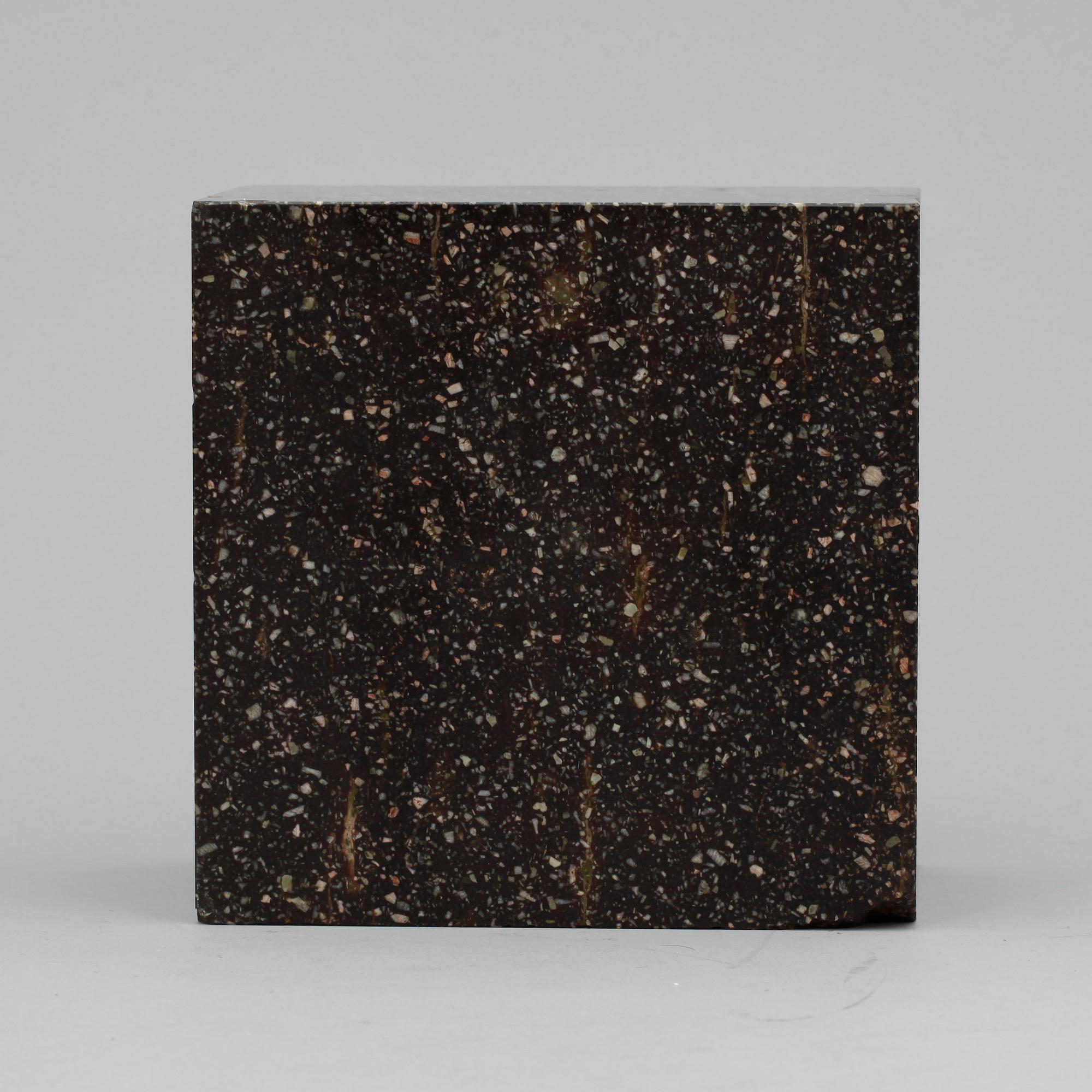 SOCKEL, porfyr, 1800-tal.