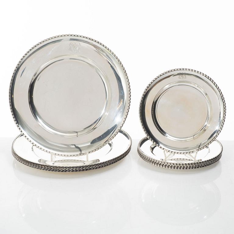 12 plates and 12 side plates, silver, marks of GAB and Edlund's silverware factory, Stockholm 1946 and 1974.