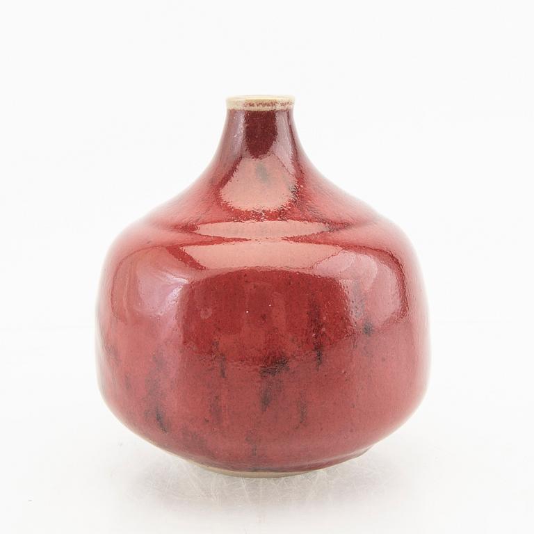 Henning NIlsson,  a signed and dated 1969 stoneware vase.